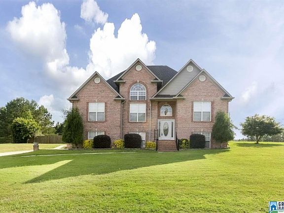 2nd image of 700 Small Lake Dr