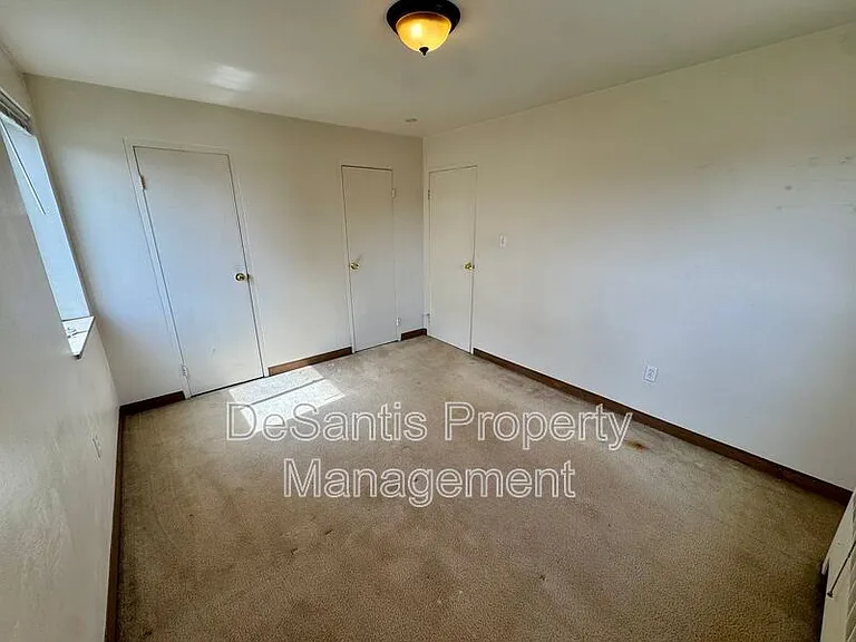 816 Perry Hwy #29 — Photo 15