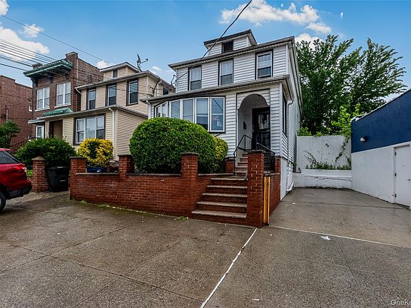 2nd image of 2810 Harrington Avenue