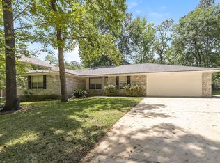 9000 S Comanche Cir, Willis, TX 77378