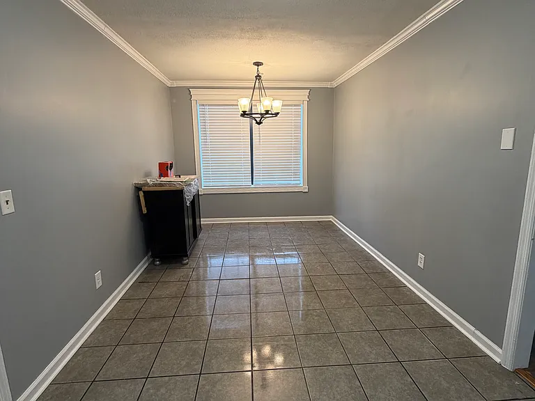 1 Walnut Way — Photo 5