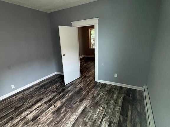 3rd image of 429 Prescott St APT 1