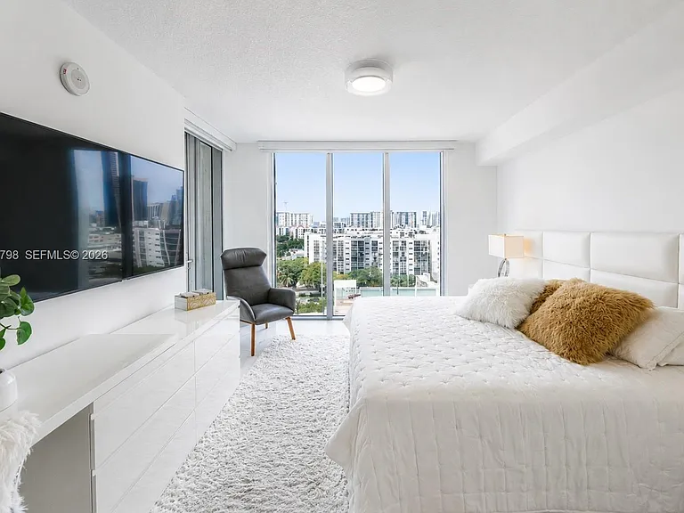 300 Sunny Isles Blvd #4-1007 — Photo 8