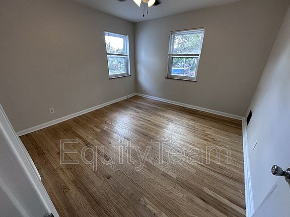 5th image of 1192 Hempstead Dr
