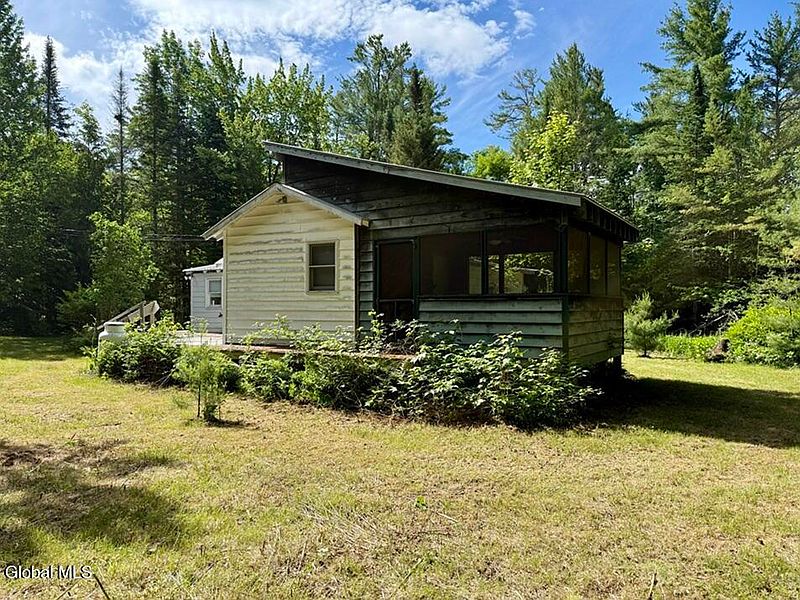 3rd image of 35 Loch Muller Road