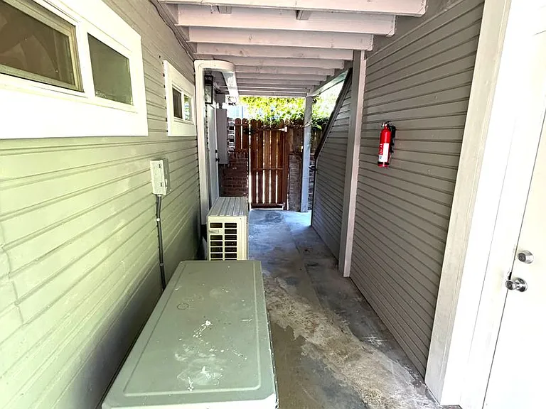 1614 18th St #B — Photo 25
