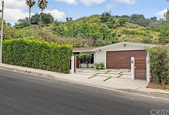 3rd image of 11412 Dona Dorotea Dr