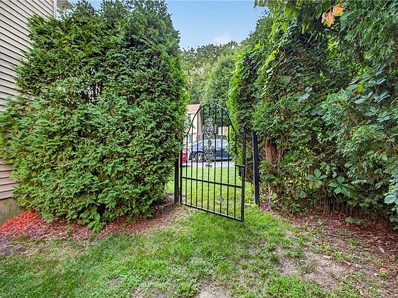 5th image of 21 Milano St