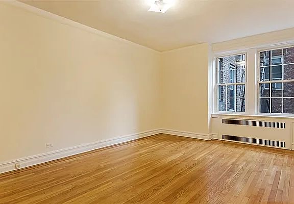 4th image of 225 Sterling Pl APT 3D