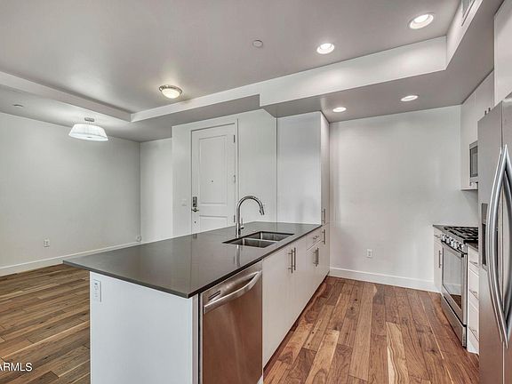 3rd image of 7300 E Earll Dr Unit 1001
