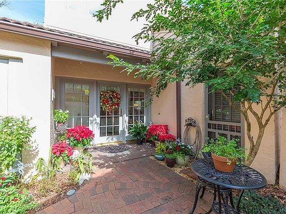 5th image of 647 N Interlachen Ave #F