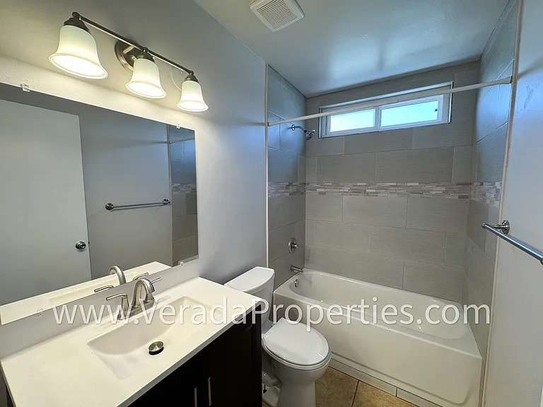 3514 Van Dyke Ave #8 — Photo 6