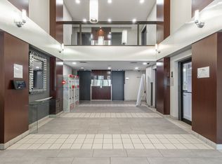 2470 Southvale Cres #306, Ottawa, ON K1B4L9