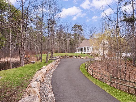 2nd image of 239 Cider Hill Road
