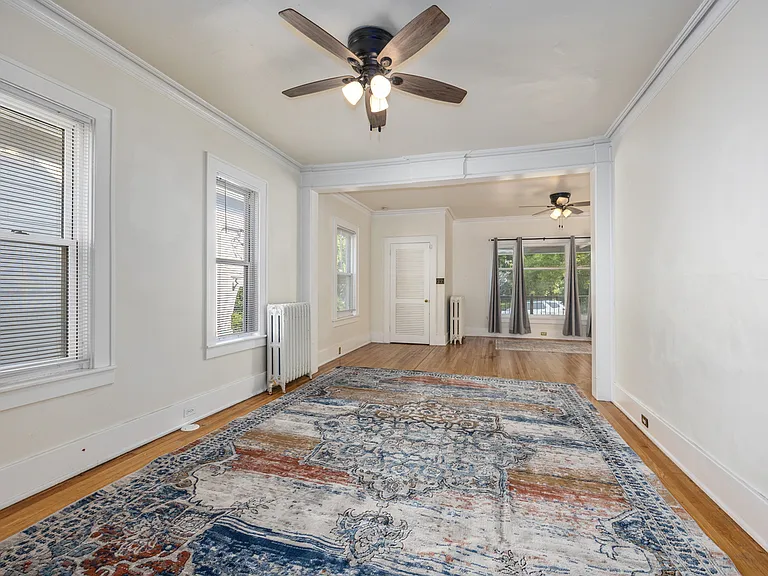 44 Grove St NE — Photo 3