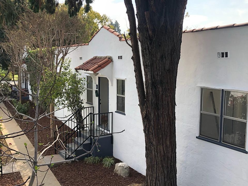 1st image of 3101 Sherwood Ave #4