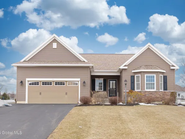 1 Glen Meadow Drive, Mechanicville, NY 12118