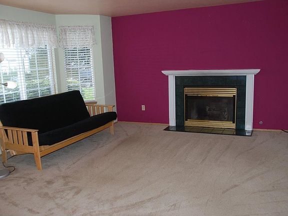 4th image of 15808 NE 41st St