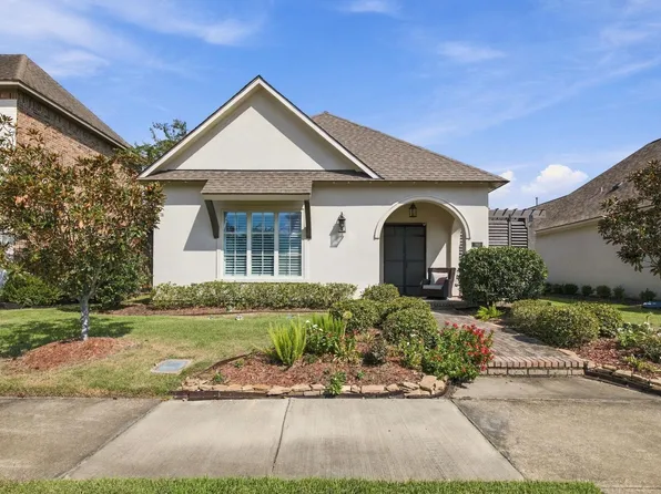 5805 Crape Ct, Lake Charles, LA 70605