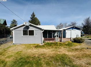 125 E Darwin St, Athena, OR 97813