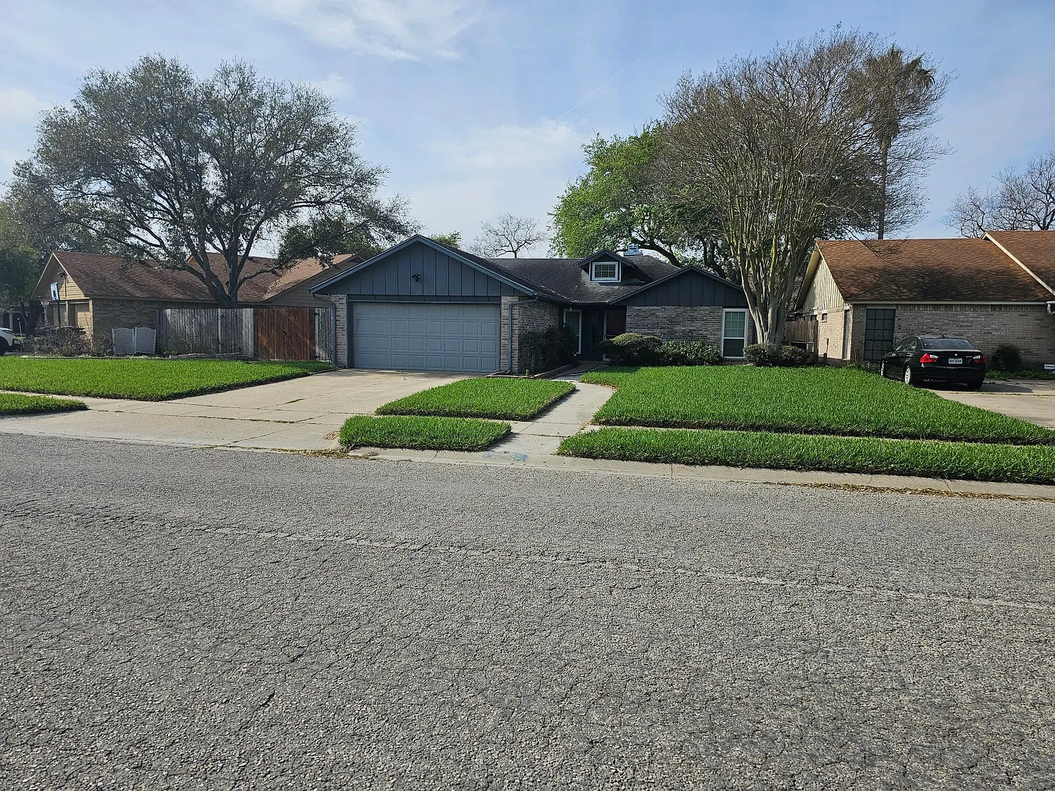 3 bed, 1698 sqft, $1,950 — Photo 1