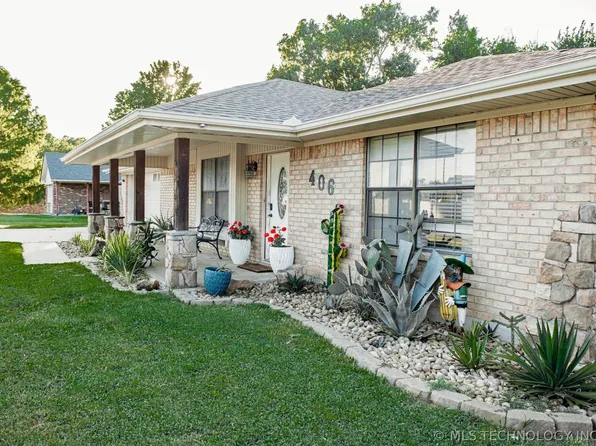 406 Parkview Ct, Madill, OK 73446