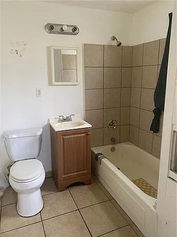 1 bed, 1.0 bath, 611 sqft, $900 — Photo 4