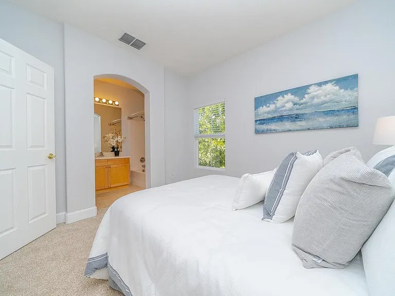 117 Serenity Pl — Photo 37