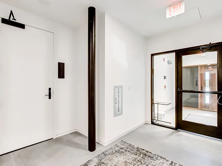 19 N 5th St #3100 — Photo 5