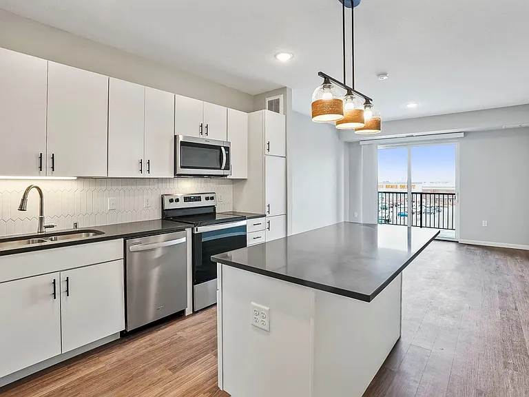 Rya Apartments — Photo 54