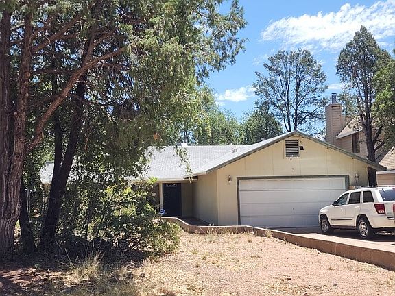 3rd image of 706 W Forest Cir