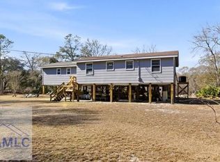 1362 Warners Lndg, Hortense, GA 31543