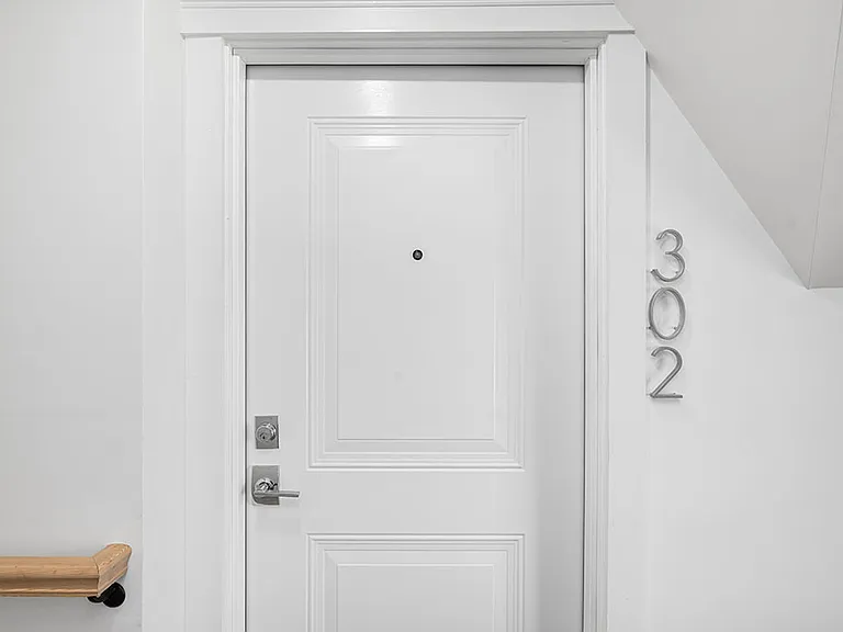 291 Governor St #302 — Photo 14