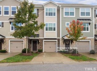 20 Prairie View Ct, Durham, NC 27703