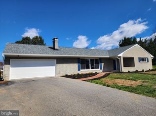 15 Brightwood Cir, Hagerstown, MD 21740