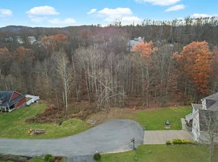 245 Coventry Dr, Bridgeport, WV 26330