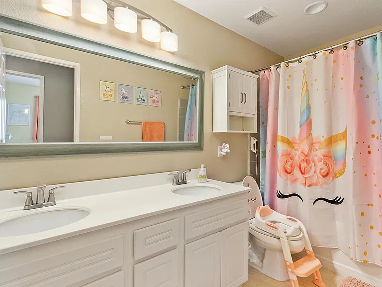 1071 Greenway Rd — Photo 17