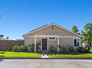 250A Carriage Dr, Santa Ana, CA 92707