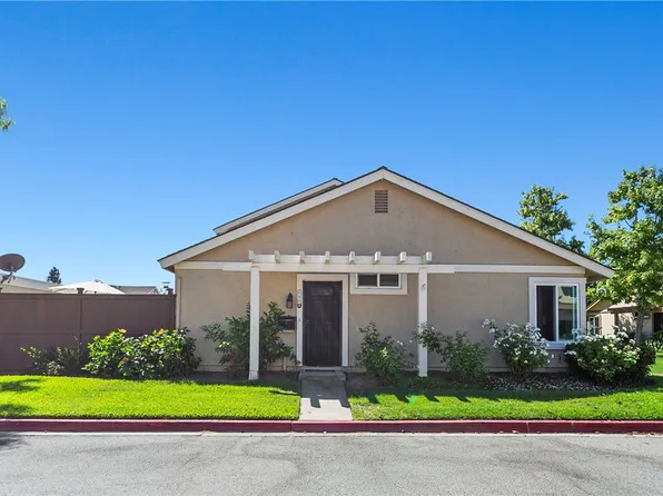 250A Carriage Dr, Santa Ana, CA 92707