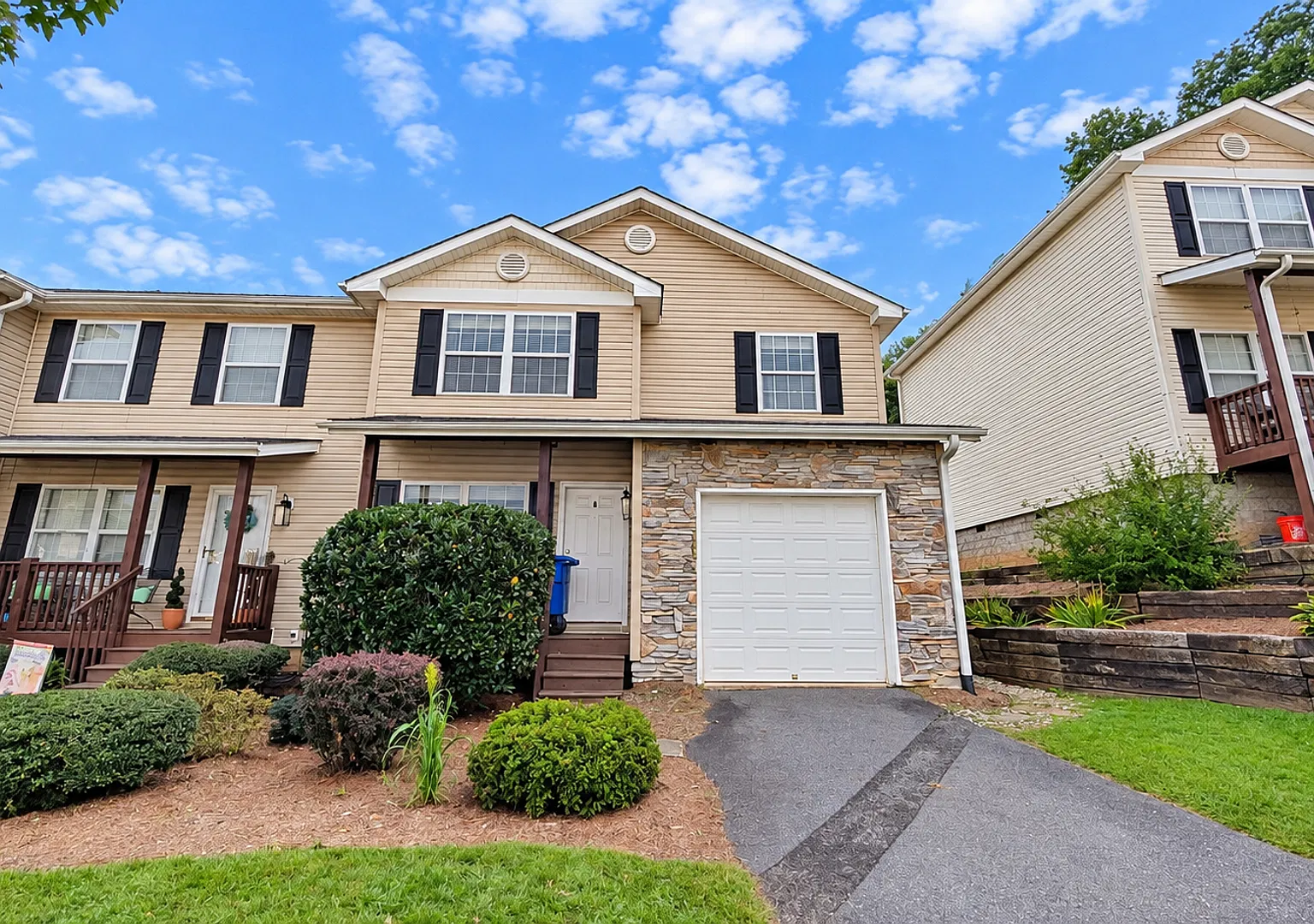 Swannanoa Rental! — Photo 1