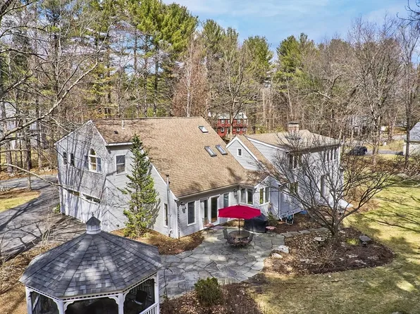 127 Spectacle Pond Rd, Littleton, MA 01460