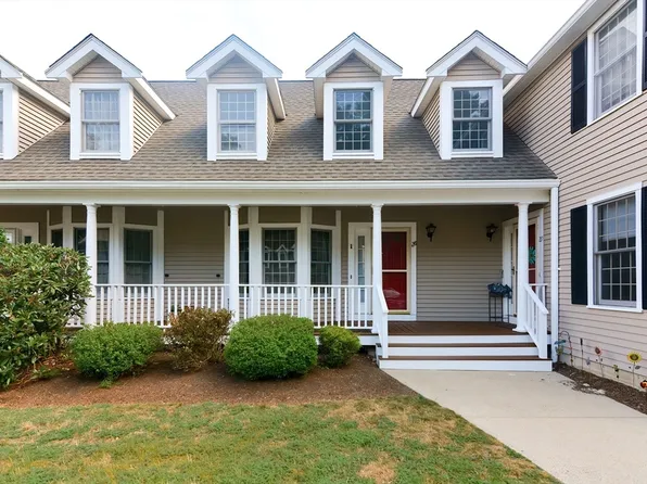 28 Bellwood Cir #28D, Bellingham, MA 02019