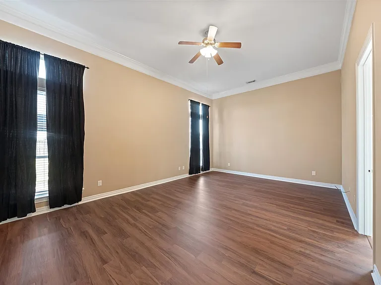 23010 Prairie Lake Ct — Photo 22