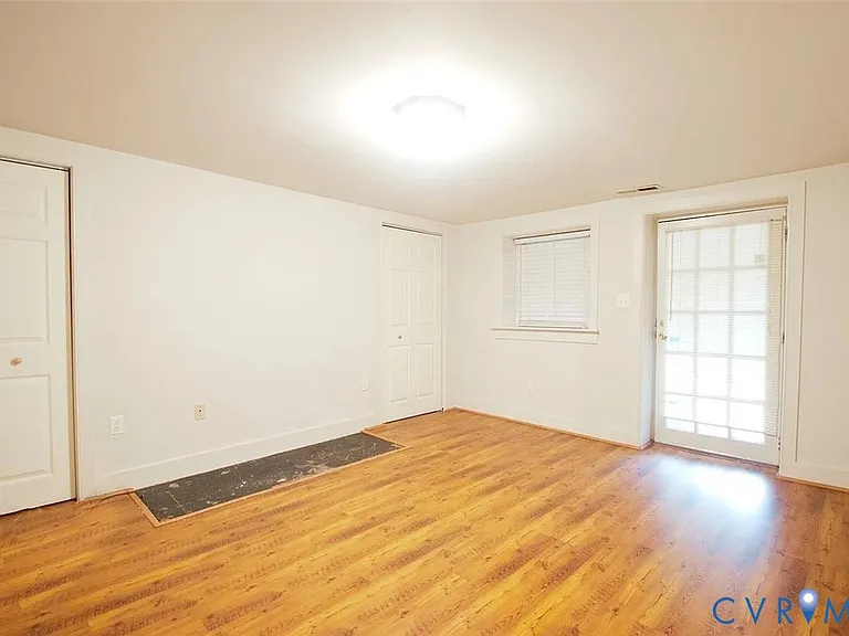 12 W Clay St #B — Photo 4
