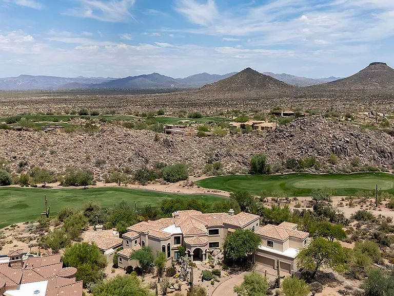 10420 E Morning Vista Ln — Photo 2