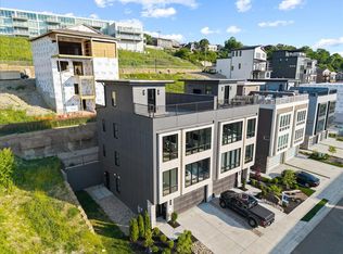 76 W 13th St #34, Newport, KY 41071