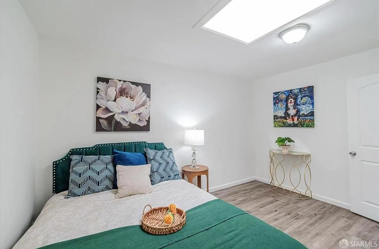3 bed, 1110 sqft, $4,000 — Photo 4