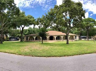 3220 Hyde Park Rd, Pensacola, FL 32503