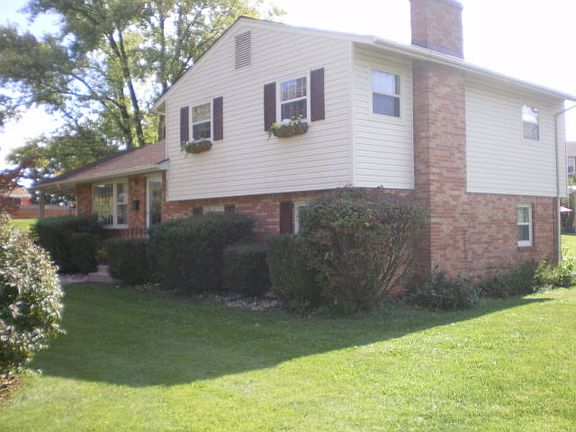 2nd image of 3302 Pittsfield Ave NW