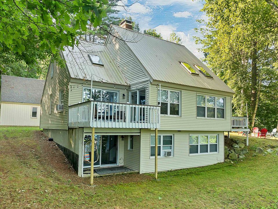 1st image of 10 Lakeview Drive